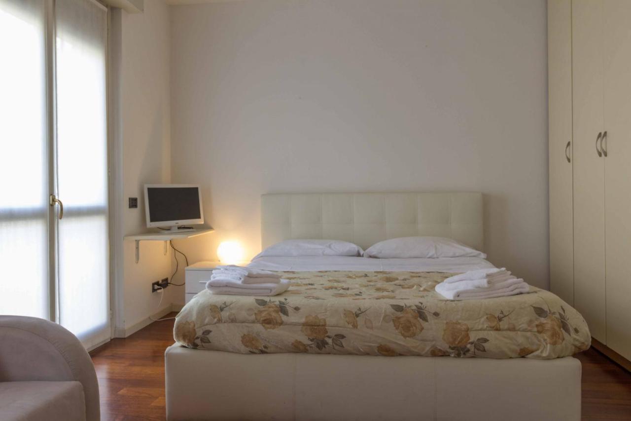 Studio Roma 41 - Affitti Brevi Italia Apartment Lecco Ngoại thất bức ảnh